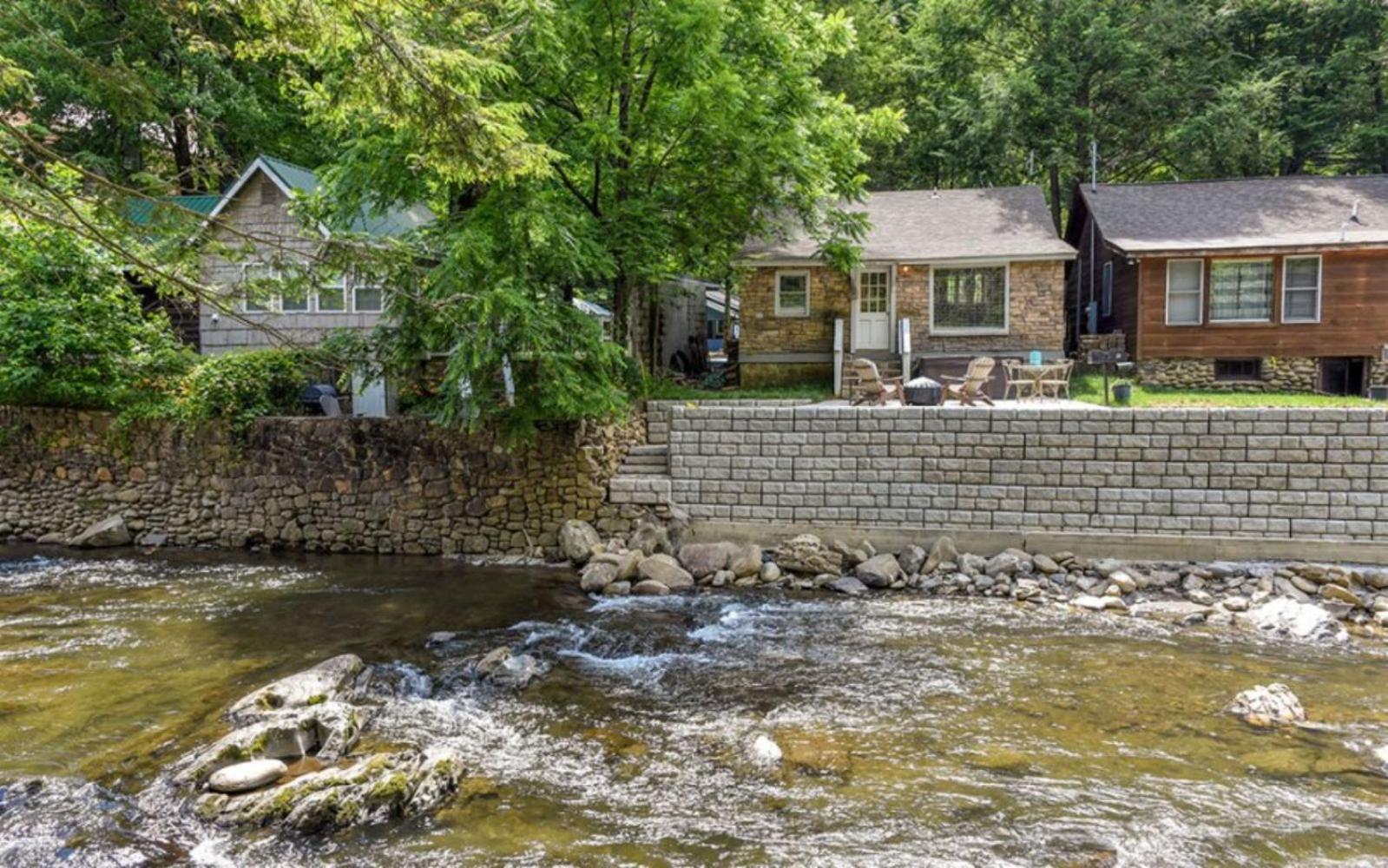 River Romance Gatlinburg Exterior photo